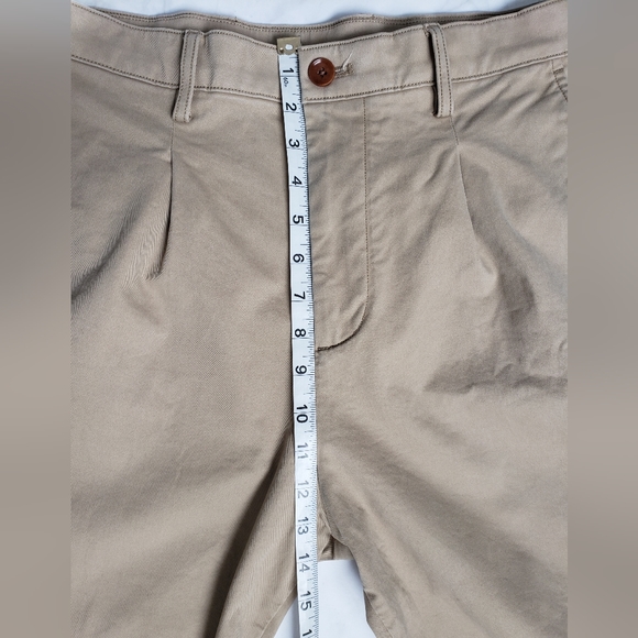 Gap Relaxed Vintage Pleated Khakis with Washwell Iconic Khakis - Sz 30 - Picture 7 of 13